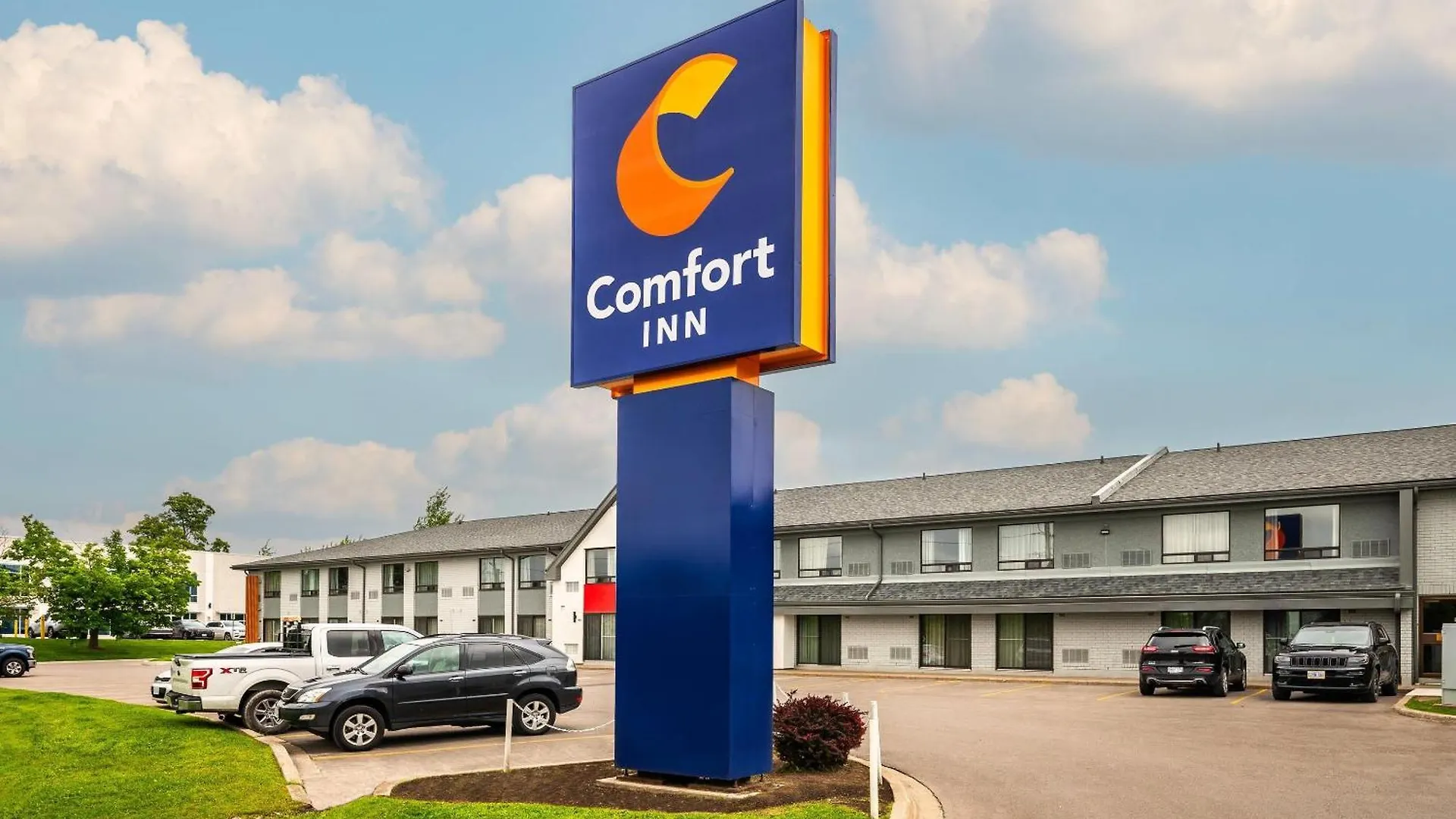 5 Best 3-Star Hotels Near Galerie D'art de L'universite Moncton