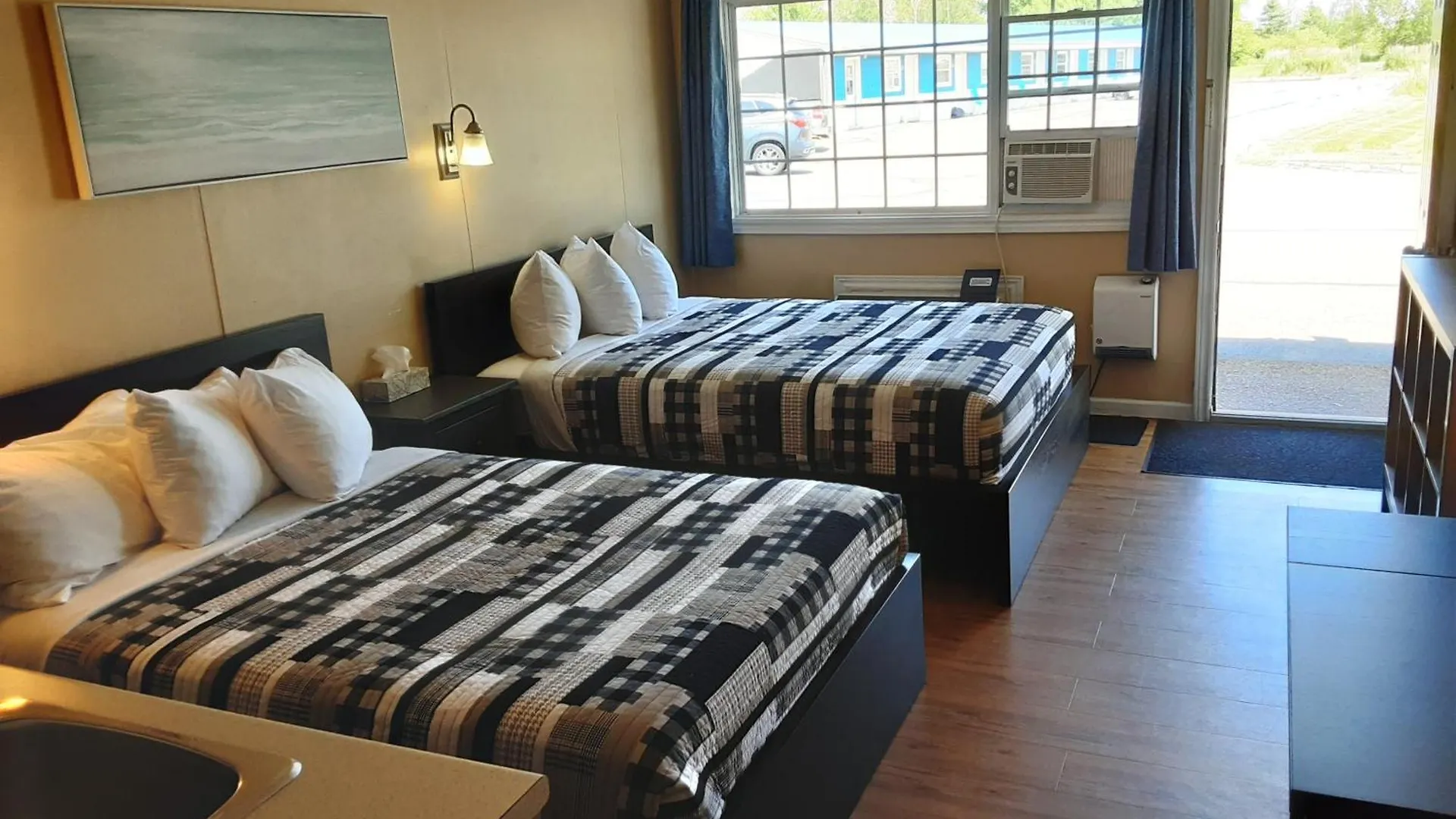 13 Budget Hotels in Nova Scotia That Won't Break the Bank