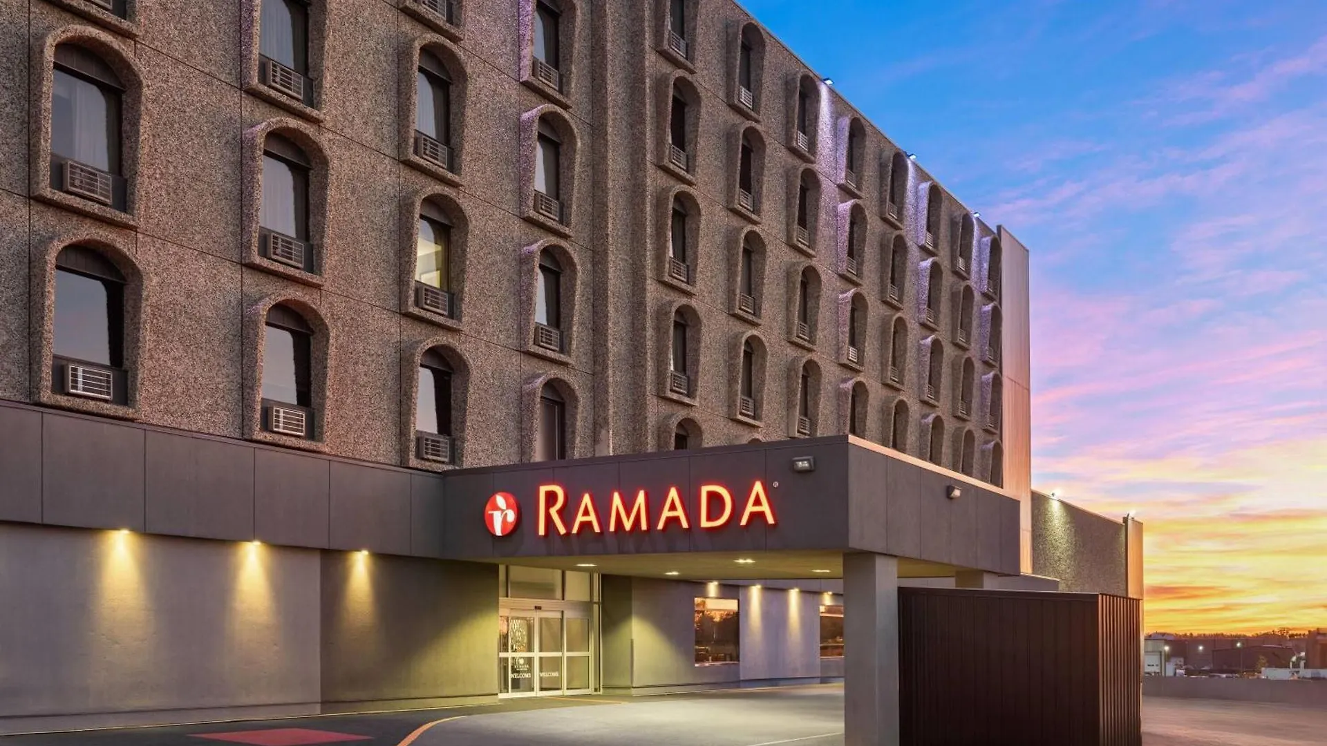 5 Smart Airport Hotels Near Saskatoon Union Ctr Worth Booking