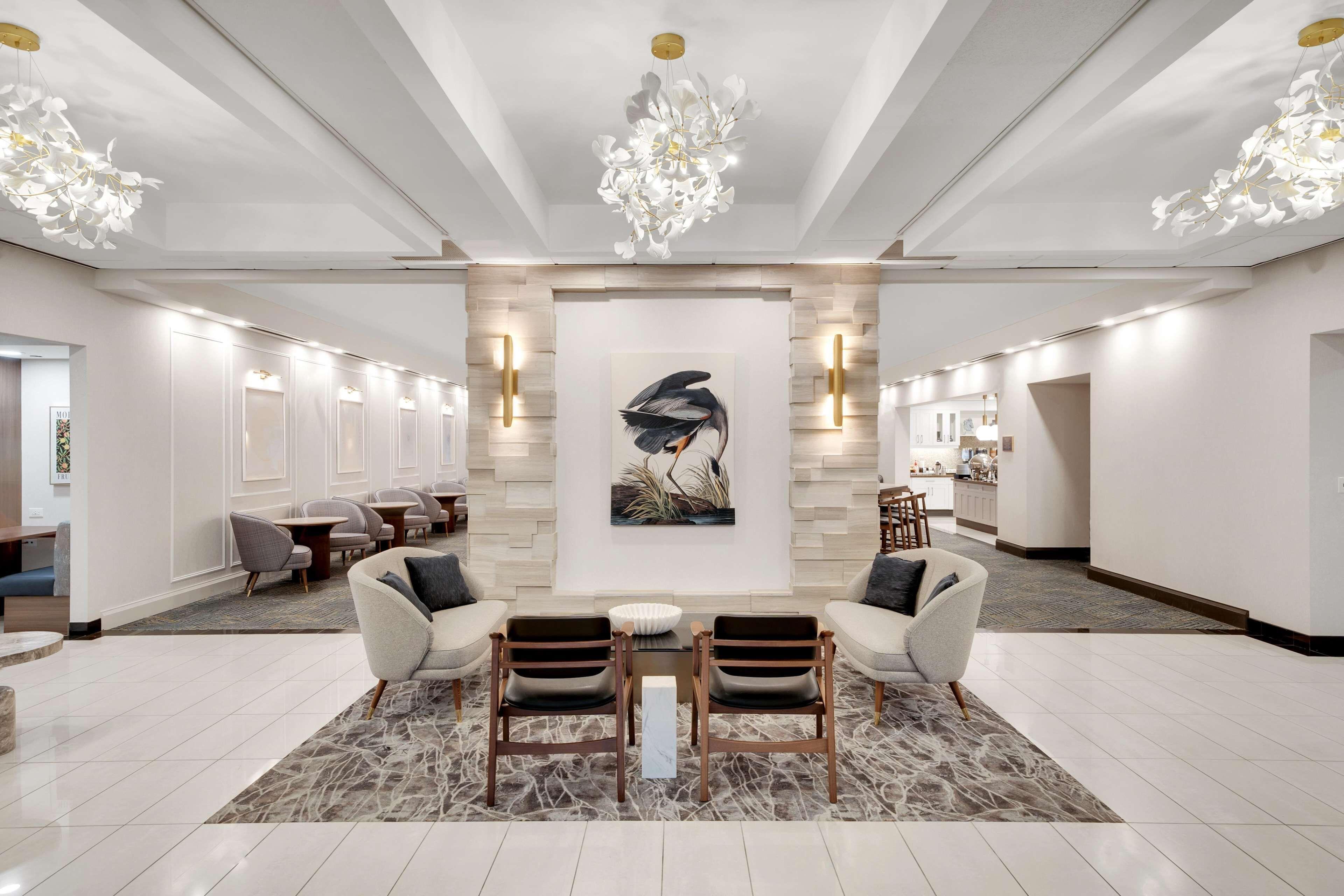4 Budget Hotels Near Pacific Mall Toronto Worth Booking