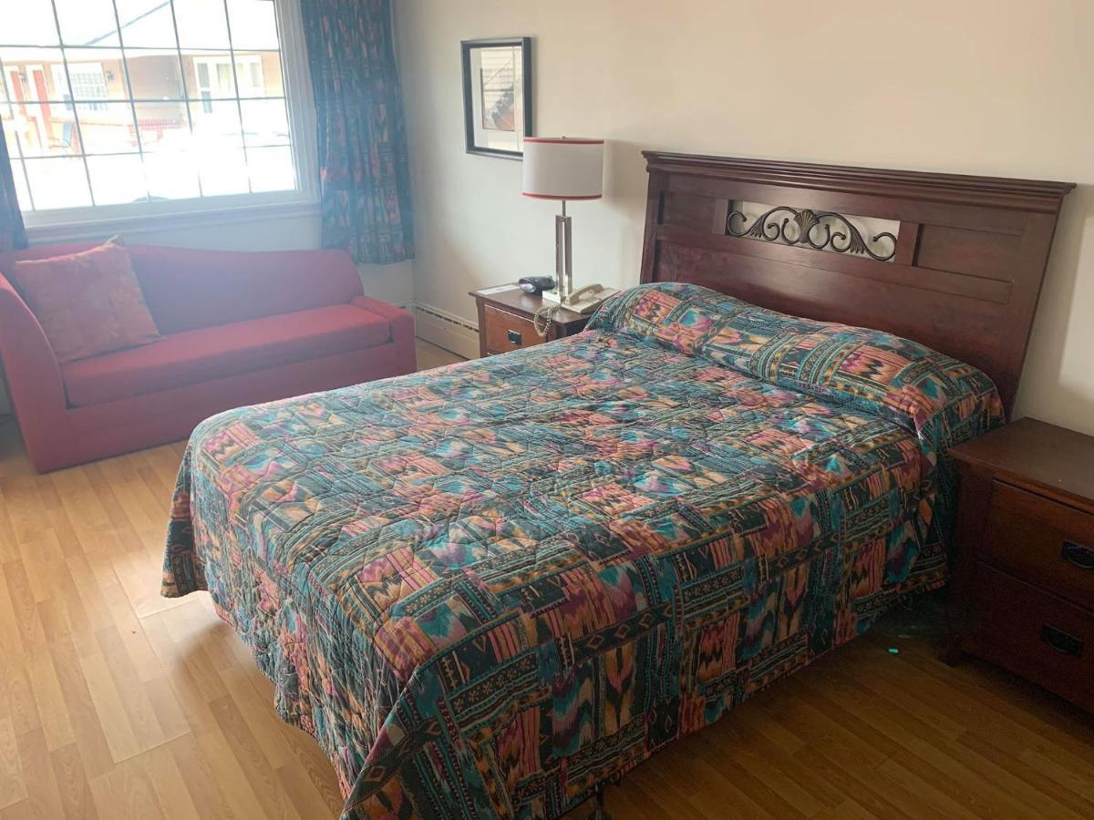 Where to Stay in Bay of Fundy & Annapolis Valley: 4 Best Central Hotels