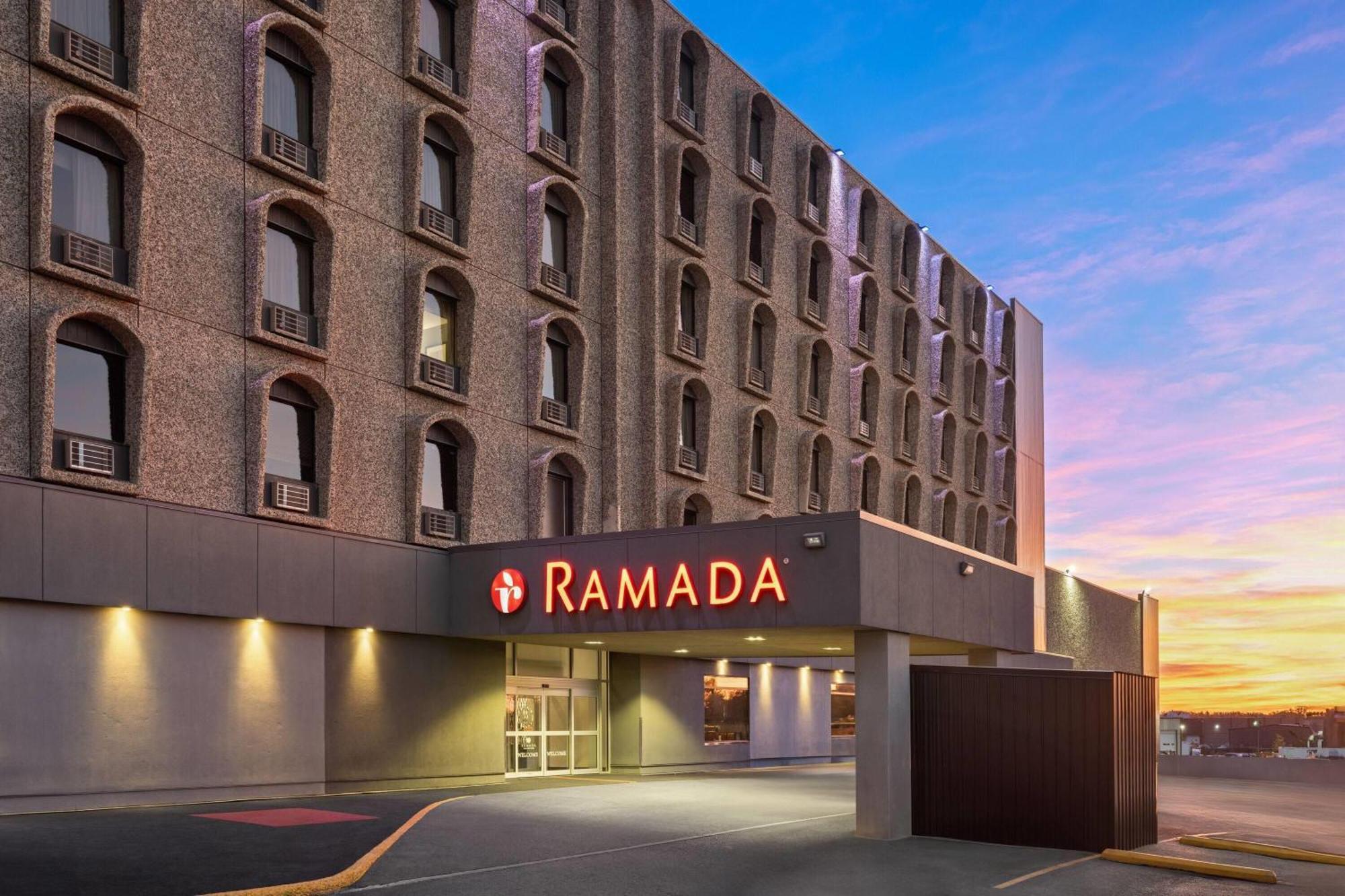5 Smart Airport Hotels Near Saskatoon Union Ctr Worth Booking