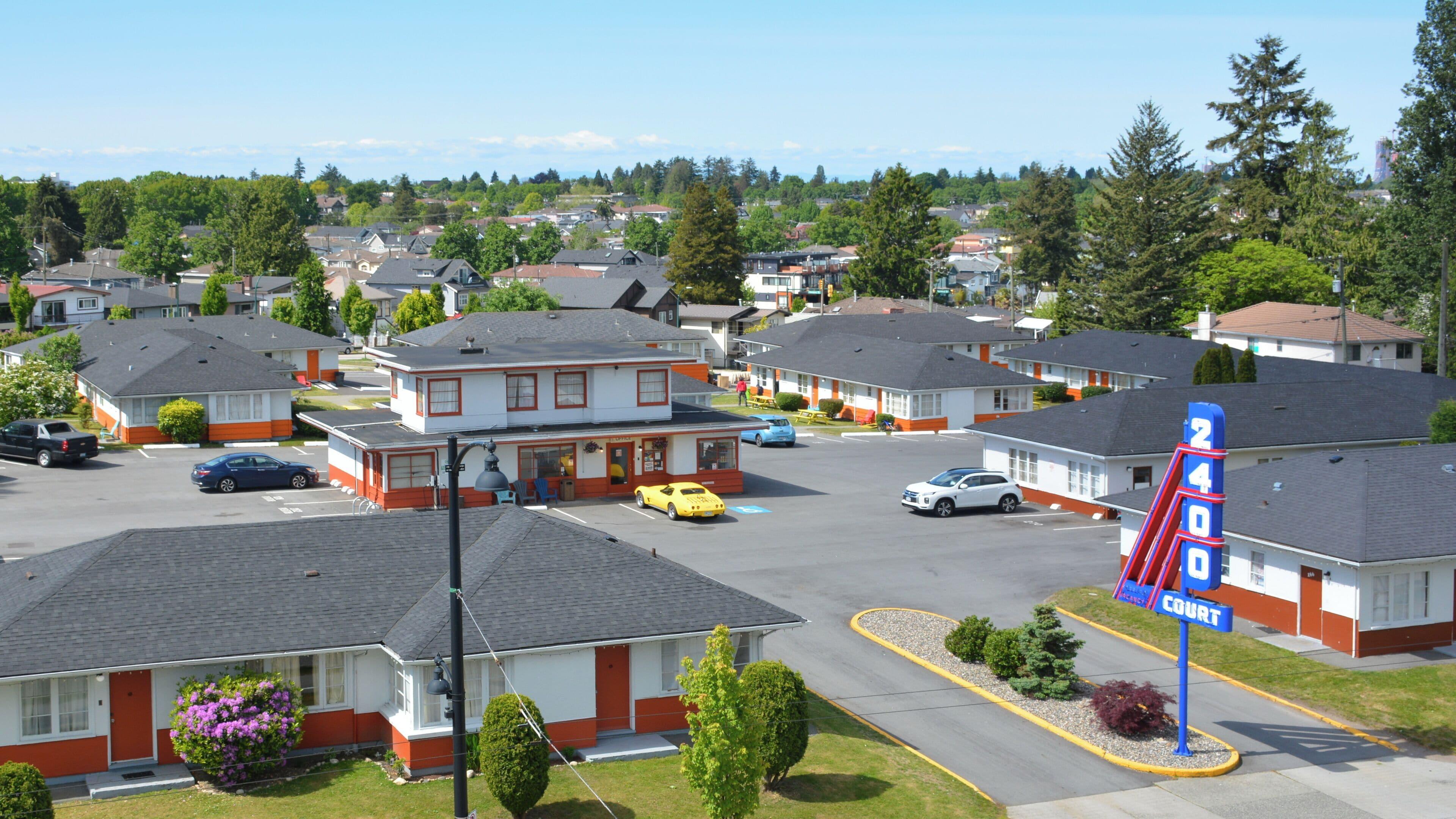 15 Best 2-Star Hotels in Canada West for Budget Travelers